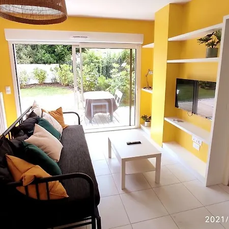 Avec Parking Et Jardin Prive. Apartmán
